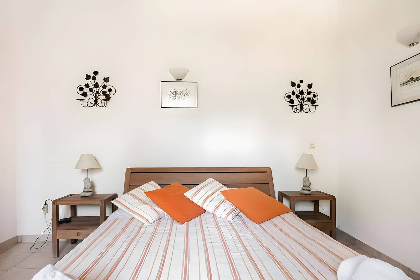 Entire apartment, Apartment 'Iris One-Bedroom Bungalow' with Shared Pool, Wi-Fi and Air Conditioning in Corfu