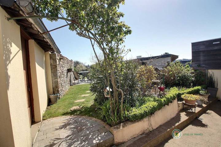 Gîte pour 4 personnes, avec Terrasse et Jardin à Plérin - 3