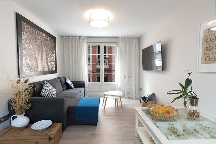 Ferienwohnung für 8 Personen, mit Balkon - 1