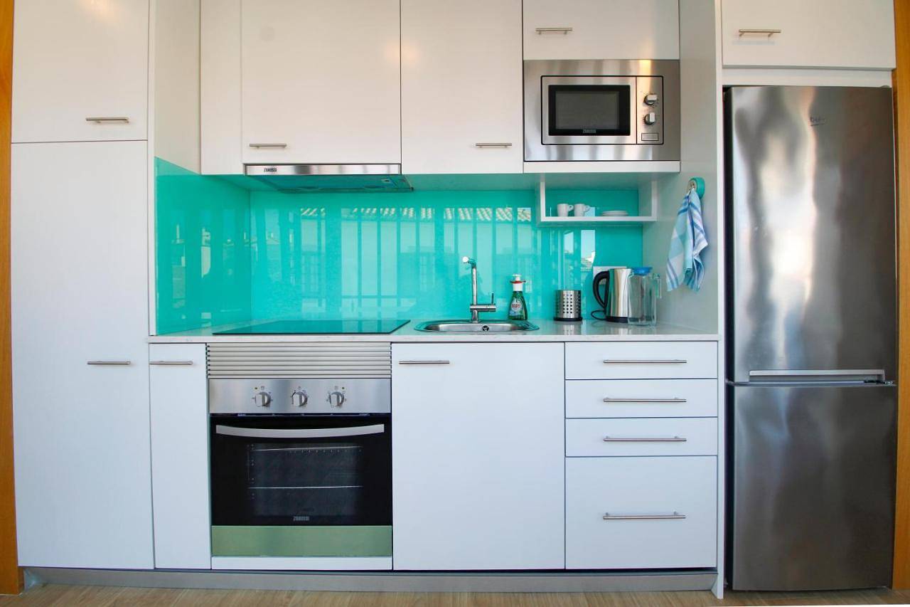 Apartamento inteiro, Casa São Vicente - Apartment Near City Centre with Private Parking in Meadela, Viana do Castelo