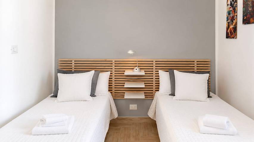 Guesthouse 'Da Irene' with Family Hospitality in Sassari in Monte Rosello, Sassari