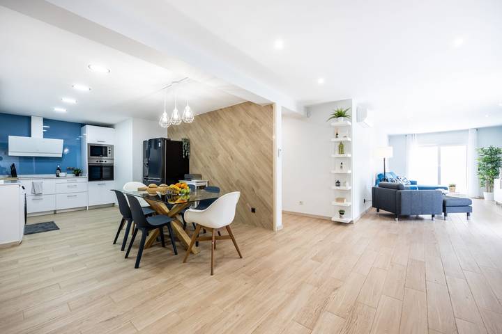 Casa rural para 8 personas, con balcón y jardín, Familias con niños en Altura - 3