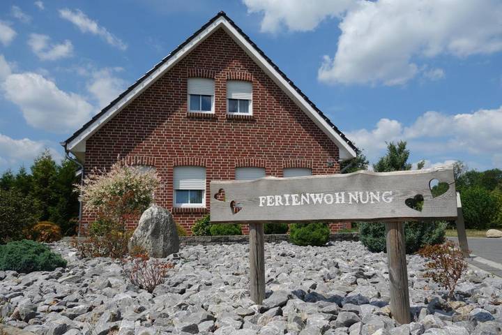Ferienwohnung für 5 Personen, mit Terrasse und Garten sowie Sauna in Papenburg