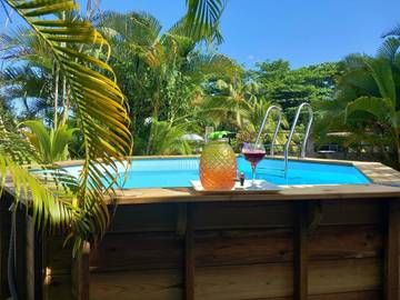 Gîte pour 4 personnes, avec piscine et balcon à Capesterre-Belle-Eau