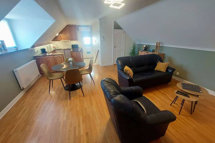 Ganze Wohnung, Harmony Gemütliches 1-Zi. Apartment im charmanten Bük mit WLAN, Klimaanlage in Bük, Komitat Eisenburg