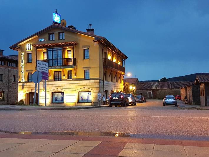 Hôtel, avec Terrasse et Vue à Vinuesa