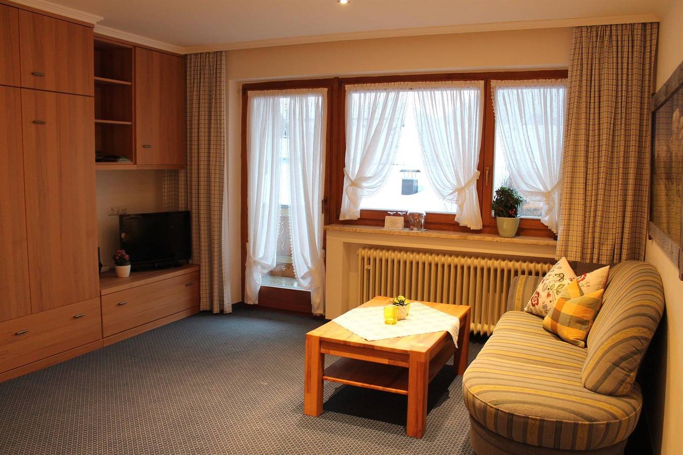 Appartement de vacances entier, *** app "8"/salon-chambre/douche, Wc in Mittenwald, Alpes bavaroises