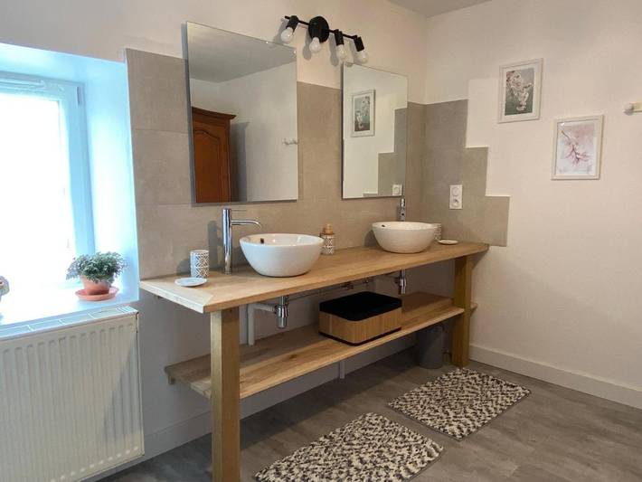 Chambre d’hôte pour 4 personnes, avec Terrasse et Jardin ainsi que Piscine et Vue dans Parc national de forêts - 4