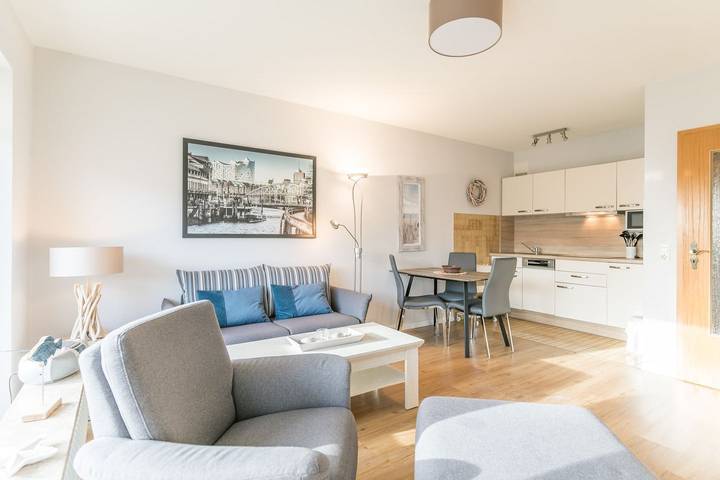 Ganze Wohnung, "Haus Nordseeblick Whg. 12" - Gute Lage, Fewo für 2 Personen, mit Balkon in Büsum, Kreis Dithmarschen