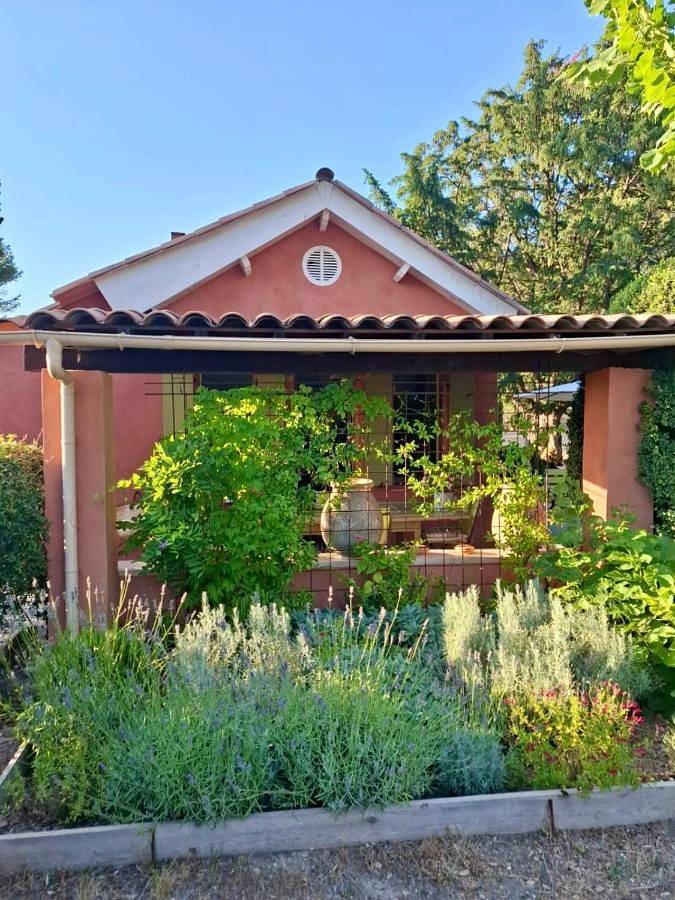Villa pour 4 personnes, avec jardin et terrasse à Le Beausset