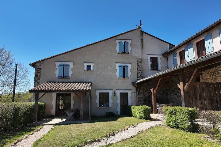 Maison de vacances pour 6 personnes, avec piscine et jardin, animaux acceptés