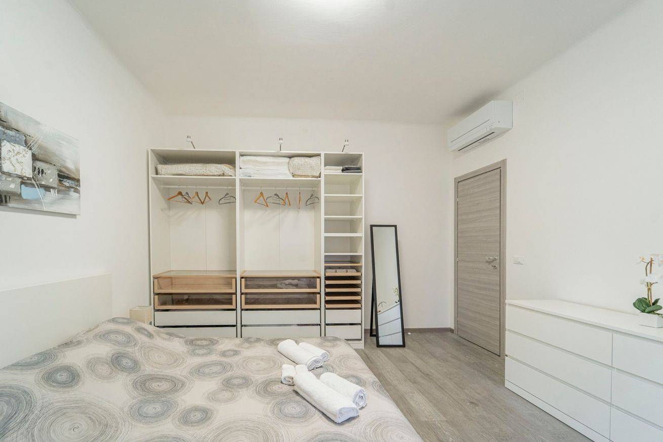 Entire apartment, San Giacomo District Modern Apartment in Trieste, Carso