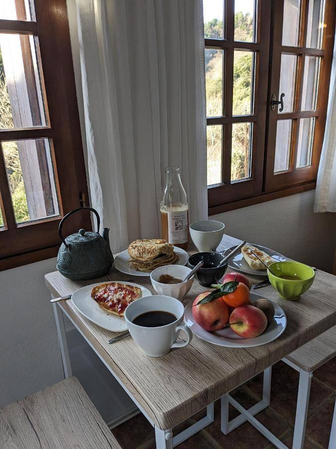 Gîte pour 2 personnes, avec piscine ainsi que vue et jardin, animaux acceptés à Arphy - 2
