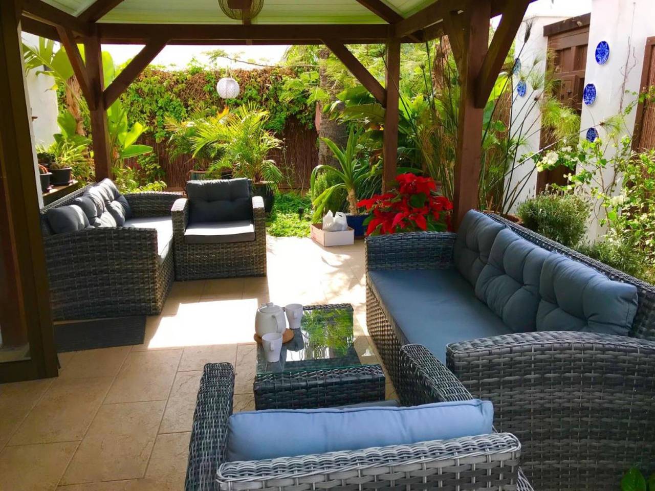 Vacation Home 'Villa Mateo' with Shared Pool, Wi-Fi and Air Conditioning in Maspalomas, San Bartolomé de Tirajana