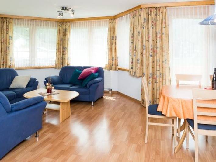 Ferienwohnung für 5 Personen, mit Balkon, mit Haustier in Saas-Grund - 3