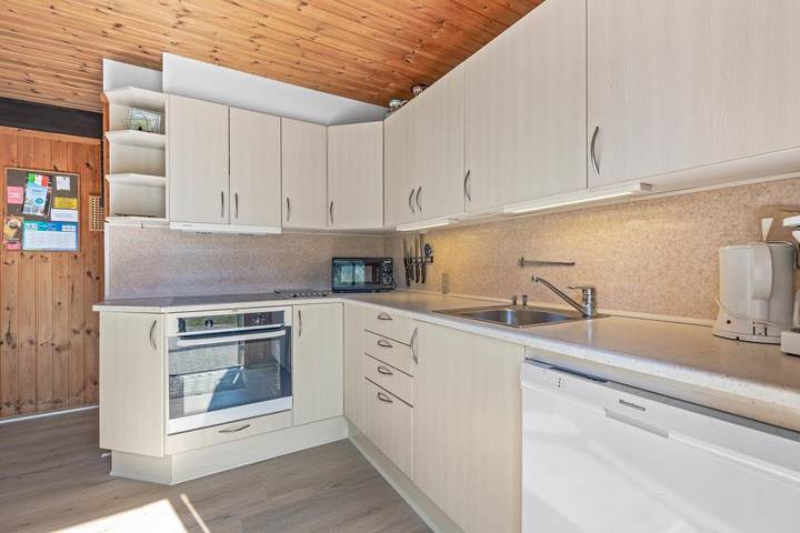 Cosy holiday home in Blåvand with fireplace and shelter in Blavand, Región de Varde