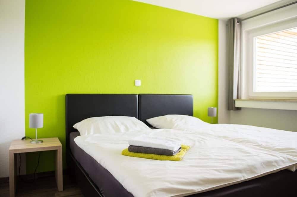 Ganze Wohnung, Ferienhof - Weites - Land, große Fewo mit Terrasse, Garten und Kinderspielplatz in Stadtkyll, Rureifel (Nordrhein-westfalen)