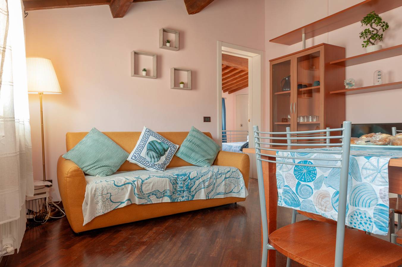 Appartamento intero, Appartamento 'La Piccola Venezia' con Wi-Fi in Livorno, Costa degli Etruschi