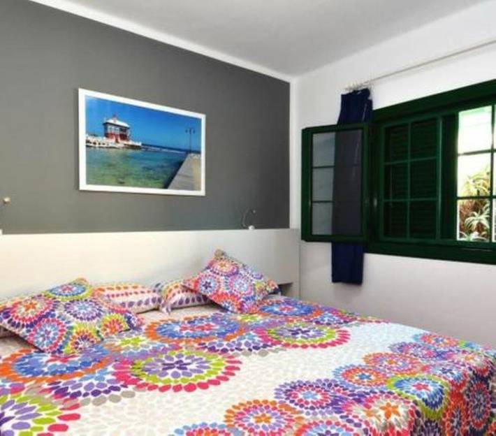 Entire holiday apartment, Flat with terrace for 2 adults and 1 child in Puerto del Carmen, Tías