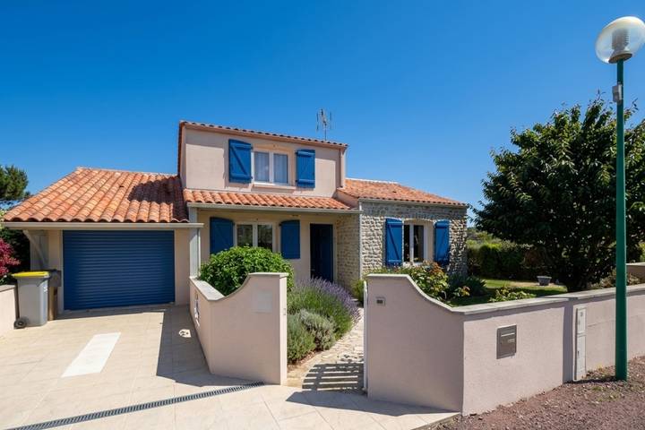Location de vacances pour 6 personnes, avec jardin, animaux acceptés à Saint-Vincent-sur-Jard - 4