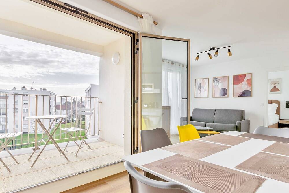 Entire apartment, Bright apt with balcony -6P-Proche Disney/Paris in Champigny-sur-Marne, Val-de-Marne