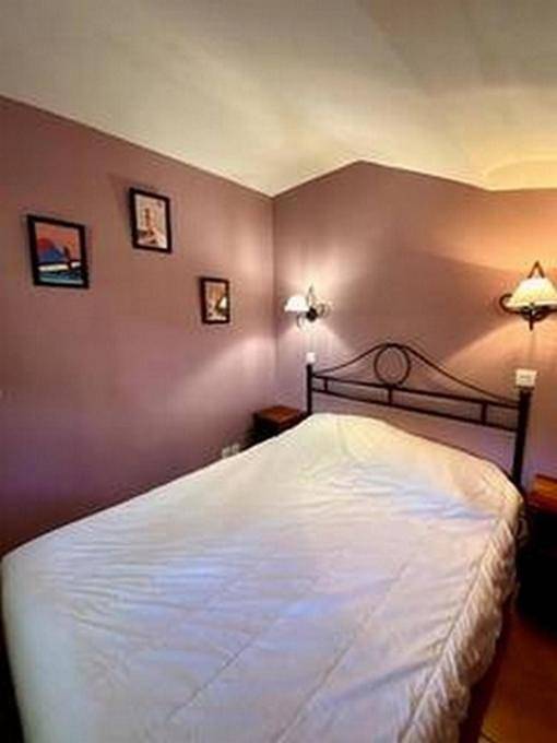 Gîte pour 4 personnes, avec piscine et balcon à Le Temple - 4