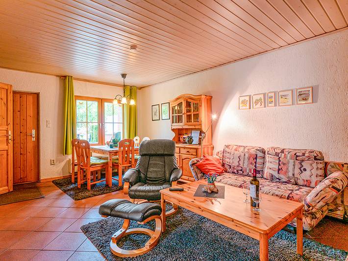 Bungalow für 4 Personen, mit Terrasse und Garten in Mecklenburgische Seenplatte - 4