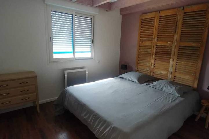 Location de vacances pour 2 personnes, avec terrasse et jardin, animaux acceptés à Plozévet - 3