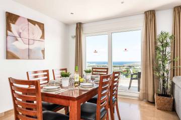 Villa in Coves Noves, Es Mercadal für 8 