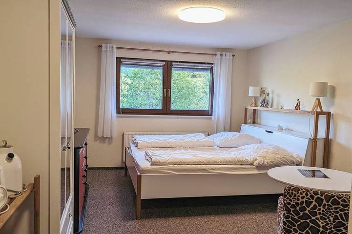Ferienwohnung für 2 Personen, mit Sauna und Garten in Furtwangen