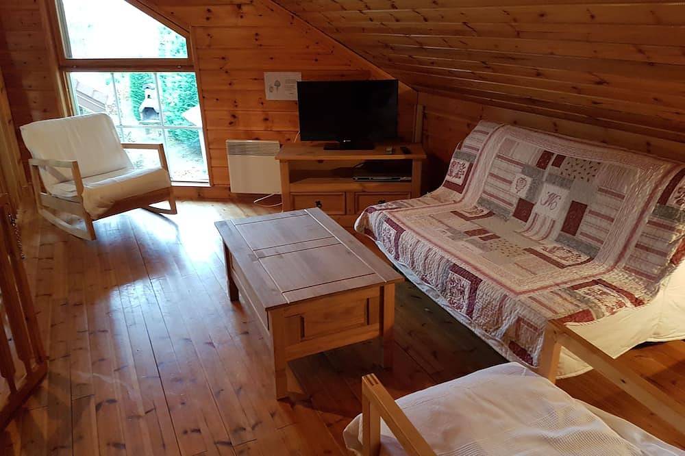 .chalet finlandais avec sauna entrée parc naturel du haut jura, pleine campagne in Chaux-des-Crotenay, Parc naturel régional du Haut-Jura