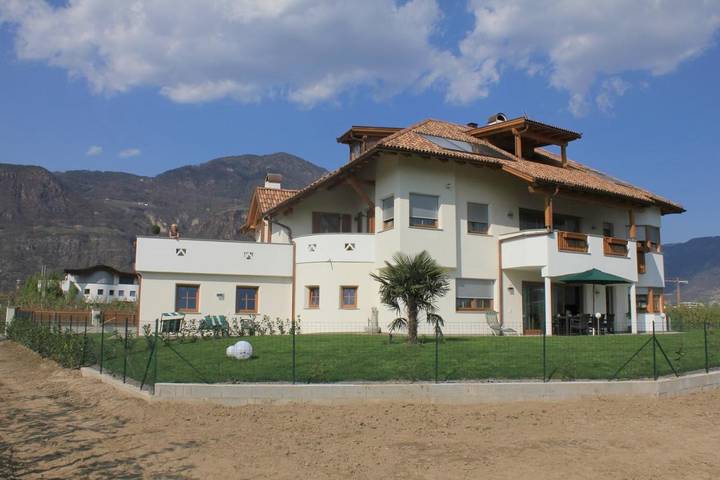 Gîte pour 3 personnes, avec jardin ainsi que piscine et vue à Bolzano - 3