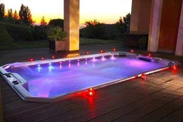 Chambre d’hôte pour 2 personnes, avec jardin ainsi que jacuzzi et piscine, animaux acceptés dans Haute-Garonne