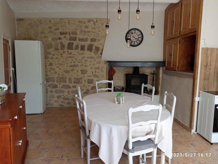 Location de vacances pour 6 personnes, avec vue, adapté aux familles dans Largentière - 2