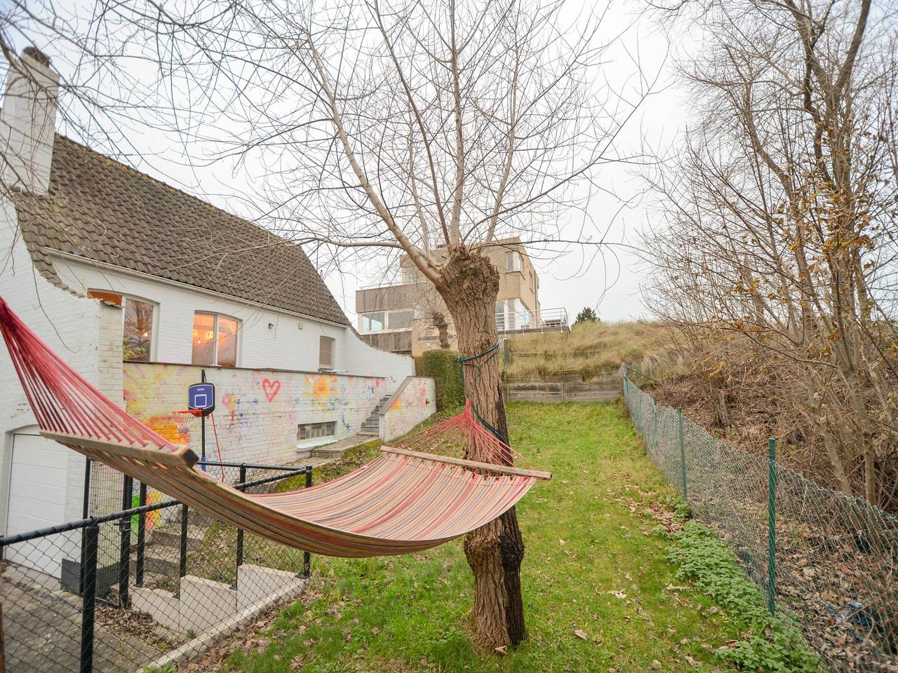 Villa an der Küste mit Garten in Ostdünkirchen-Bad, Koksijde