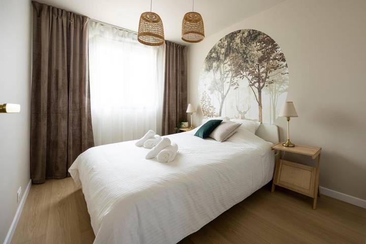 Location de vacances pour 6 personnes, avec Terrasse ainsi que Jardin et Vue à Sérent