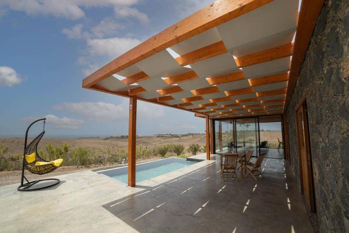 Casa rural para 4 personas, con jardín además de vistas y piscina en Pájara