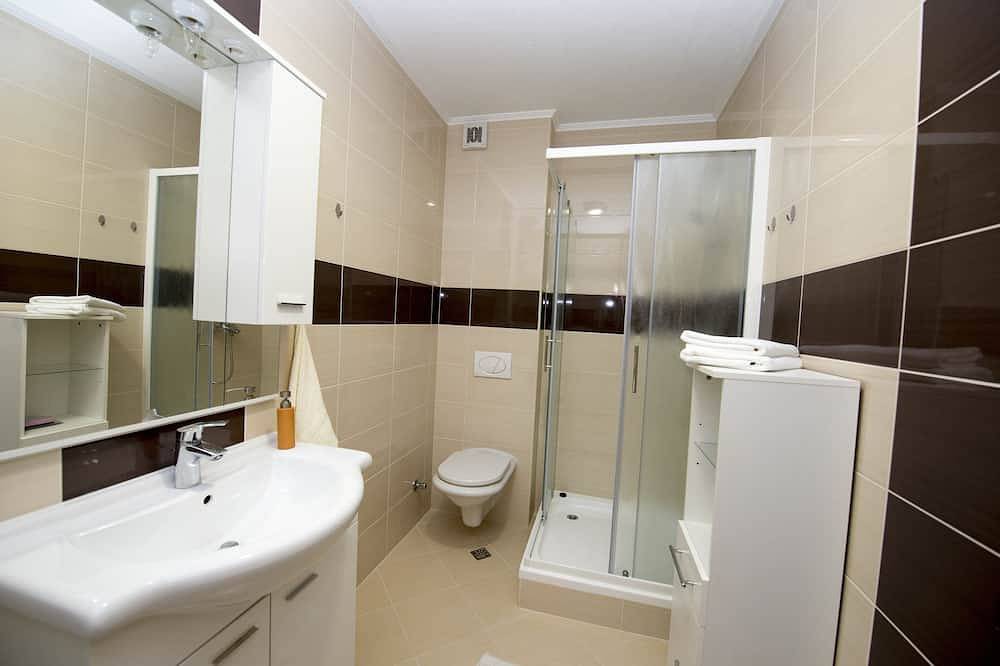 Hel leilighet, Ettroms leilighet med terrasse Promajna, Makarska in Promajna, Makarska Riviera