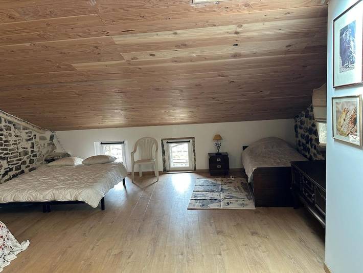 Gîte pour 8 personnes, avec vue et terrasse à Mirabel - 2