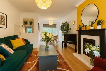 Holiday Rental for 6 People in Surrey, South East England, Photo 4