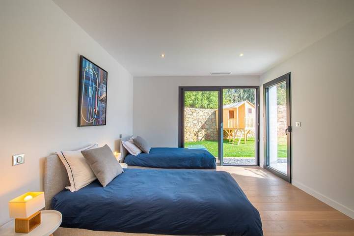 Villa Giulia - Villa d'Architecte de Plain Pied in Trans-en-Provence, Région de Draguignan