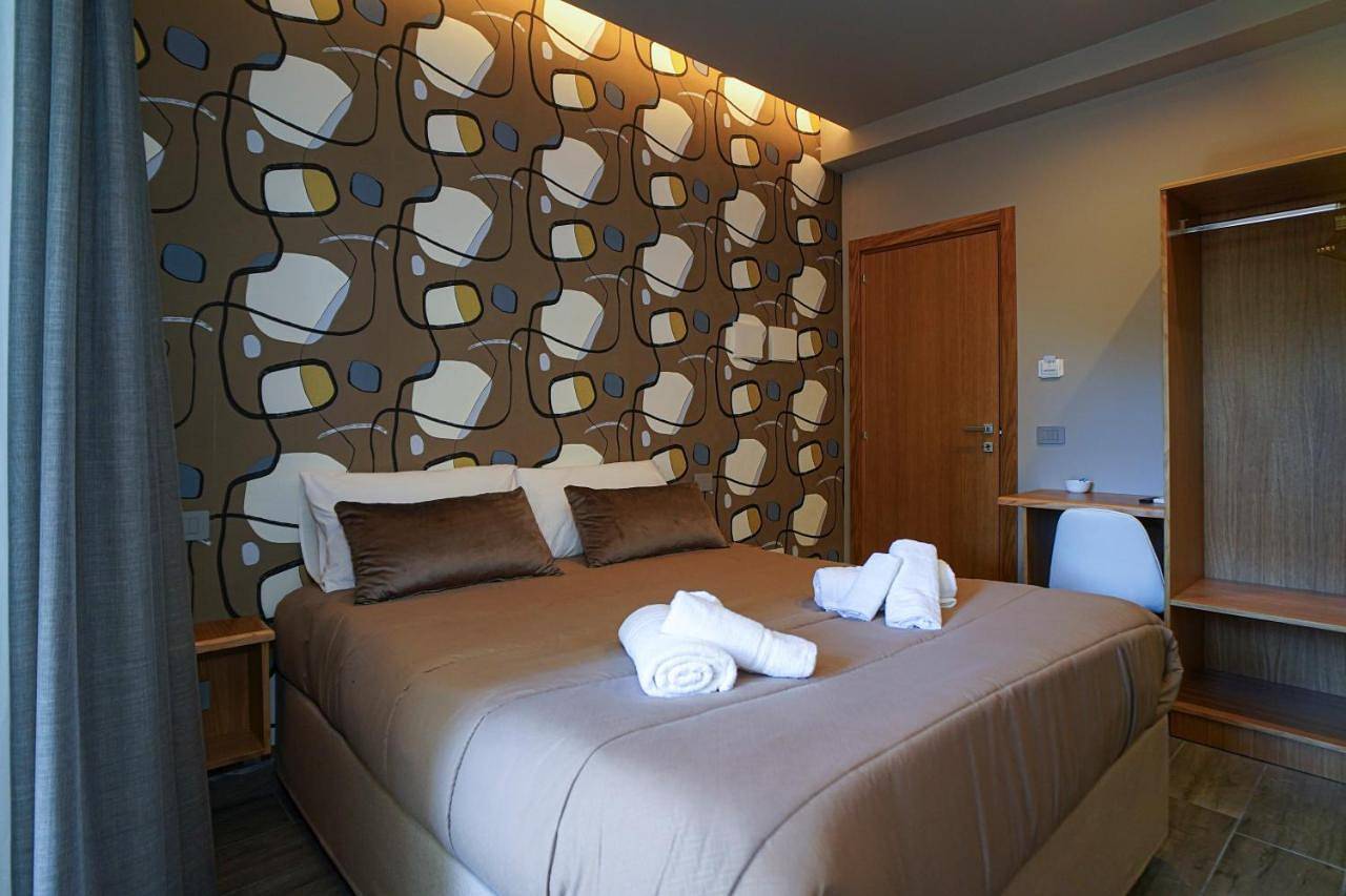 Deluxe Double Room with Balcony in Cannizzaro, Aci Castello