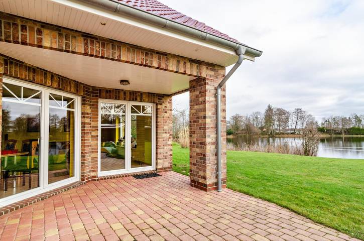 Apartamento inteiro, Apartamento de férias "Landromantik Mit Seeblick" com vista para o lago in Nenndorf, Wittmund (distrito)