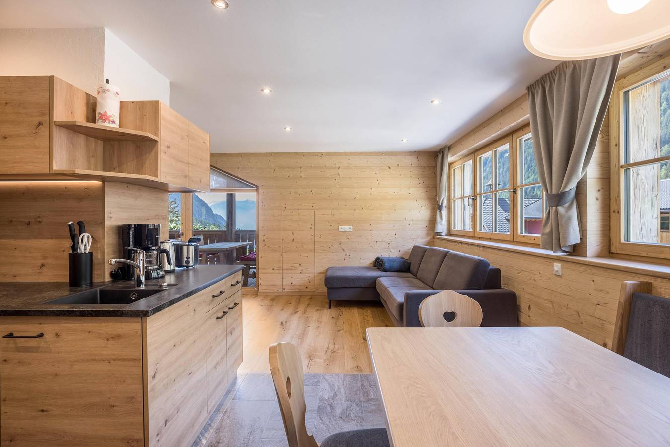 Ganze Wohnung, Apartment "Lechnerhof Schöne Aussicht" nahe des Skigebietes mit Bergblick, Wlan und Balkon in Valles, Mühlbach