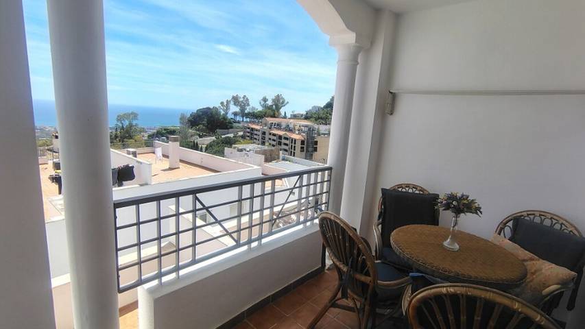 Appartamento intero, Appartamento 'Luz Penthouse' con vista mare, terrazza privata e Wi-Fi in Mijas Pueblo, Mijas