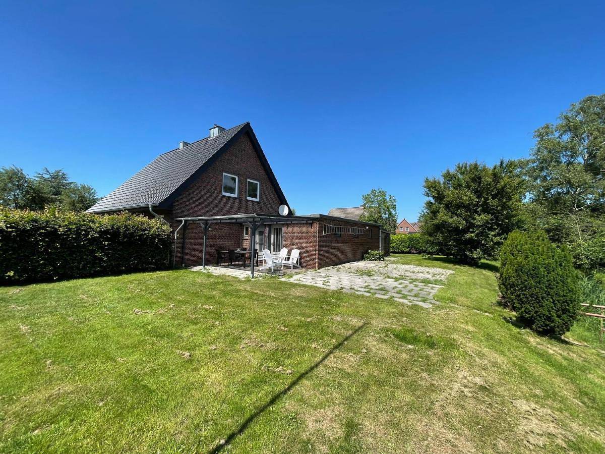 Two-Bedroom House in Minsen, Wangerland