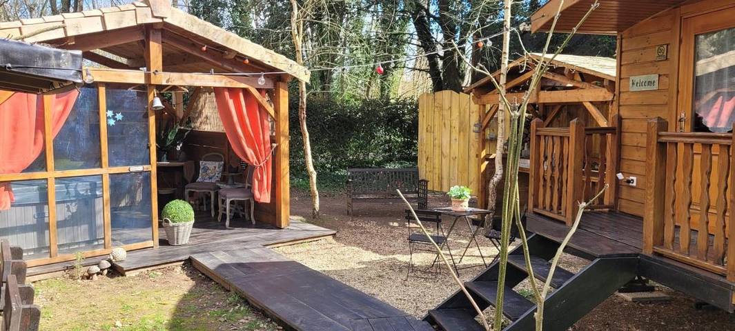 Tente pour 3 personnes, avec jardin ainsi que piscine et jacuzzi en Charente-Maritime - 3