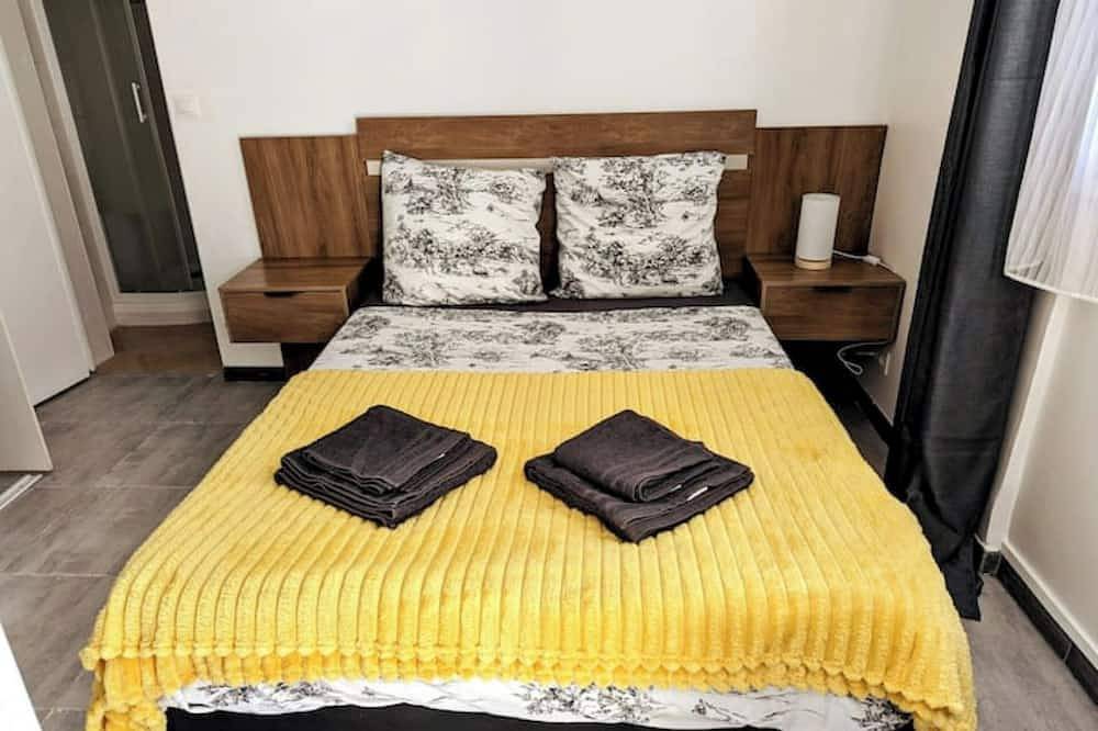 Entire apartment, Comme une Petite Maison, au Calme et Proche Métro in Créteil, Val-de-Marne