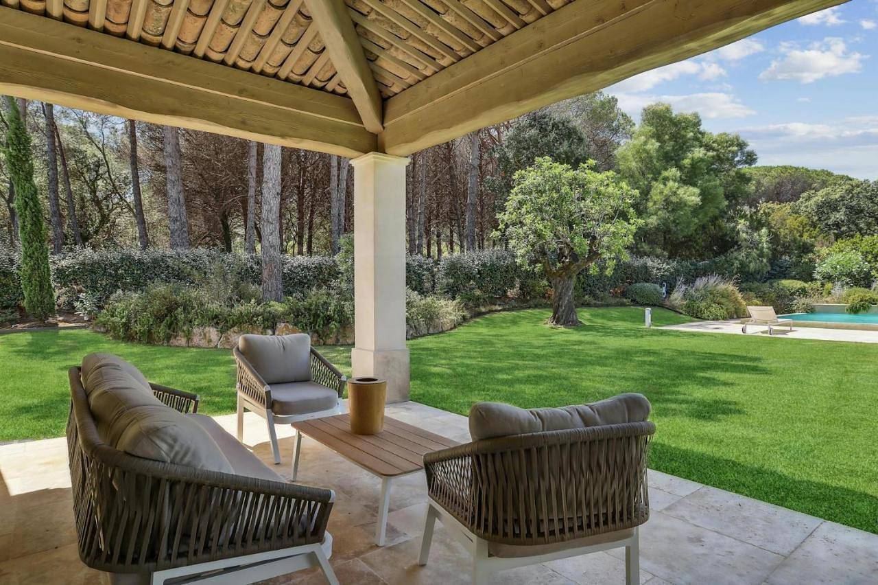 Readhostprofile! Luxury 6-Bedroom Villa near Monaco in Beausoleil, Côte méditerranéenne (France)