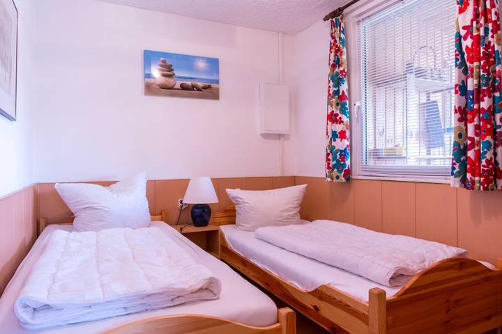 Ferienhaus für 4 Personen, mit Terrasse und Garten in Koserow - 4